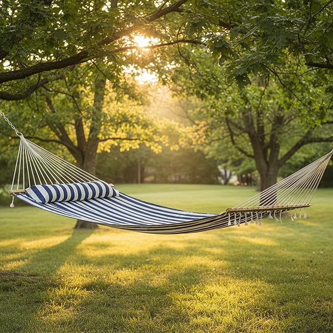Sunnydaze Quilted Outdoor Hammock with Spreader Bars - Heavy-Duty 450-Pound Capacity Double Hammock for Outside - Blue and White Stripe