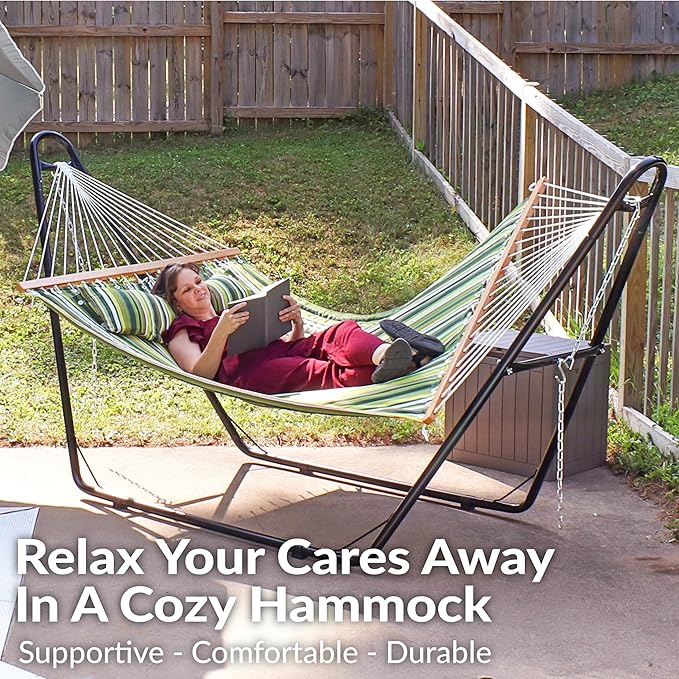 Sunnydaze Quilted Outdoor Hammock with Spreader Bars - Heavy-Duty 450-Pound Capacity Double Hammock for Outside - Melon Stripe