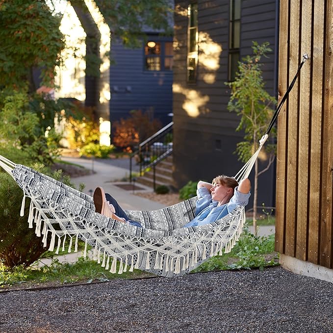 Garden Hammock with Tassels,2 Persons Indoor Hammocks with Portable Carry Bag Deluxe Macrame Fringe for Patio,Porch,Backyard,Beach,Outdoor and Inside Cotton Fabric, Up to 450Lbs (Blue-White)