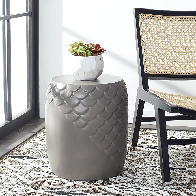 SAFAVIEH Outdoor Collection Julyvia Modern Dark Grey Concrete Accent Table (Fully Assembled) VNN1037A