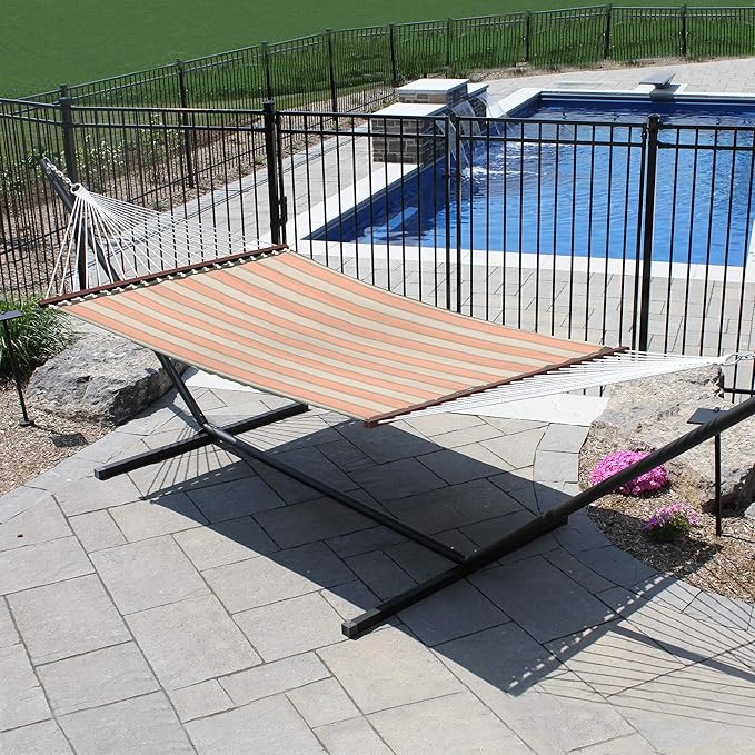 Vivere Fade Resistant Quilted Hammock with Spreader Bars - 450 lb Capacity (Cameo)