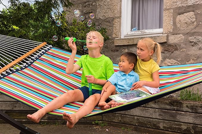 Vivere Fade and Weather-Resistant Quilted Hammock with Spreader Bars - 450 lb Weight Capacity