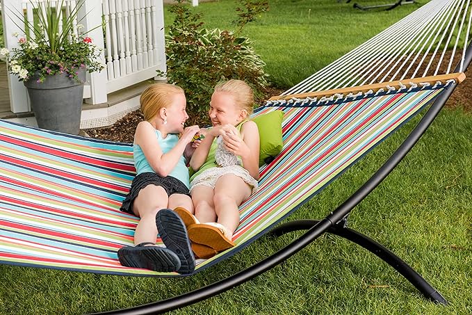 Vivere Fade and Weather-Resistant Quilted Hammock with Spreader Bars - 450 lb Weight Capacity