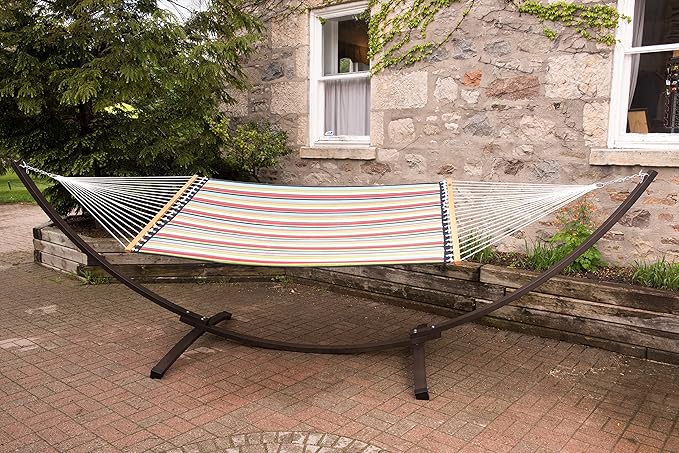Vivere Fade and Weather-Resistant Quilted Hammock with Spreader Bars - 450 lb Weight Capacity